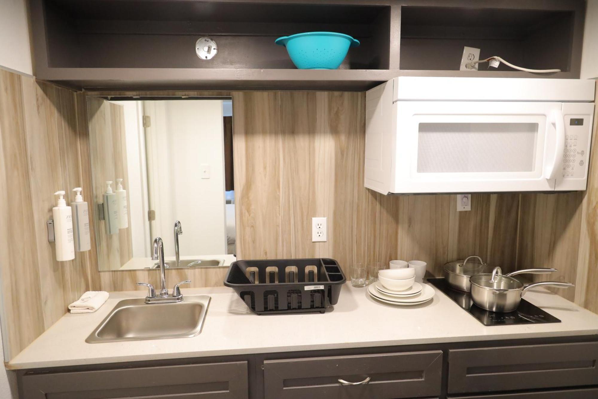 Town Place Studio Apartment Snyder Kültér fotó